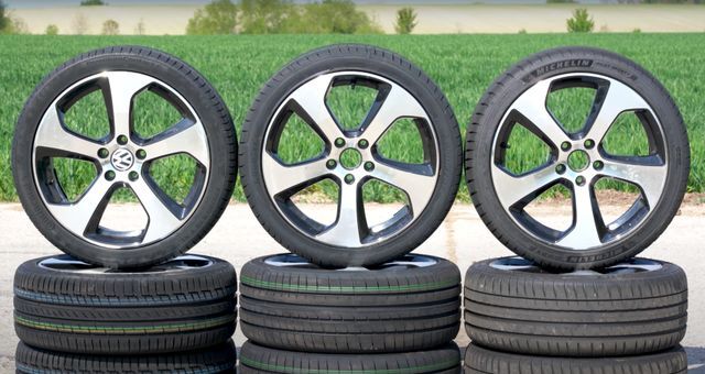 High-Performance Tyres